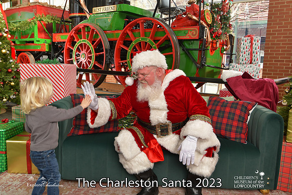 TheCharlestonSanta-12-22-23-3034