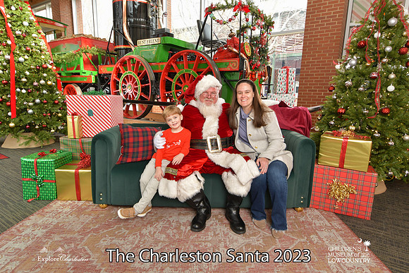 TheCharlestonSanta-12-22-23-3048