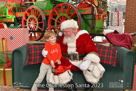 TheCharlestonSanta-12-22-23-3051