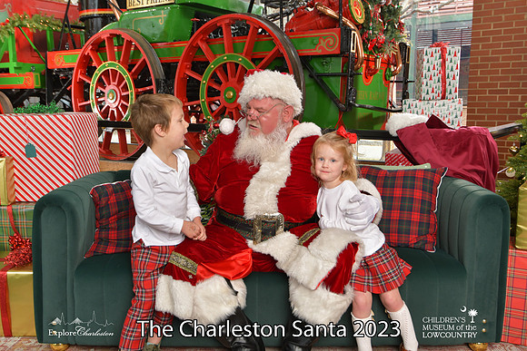 TheCharlestonSanta-12-22-23-3066