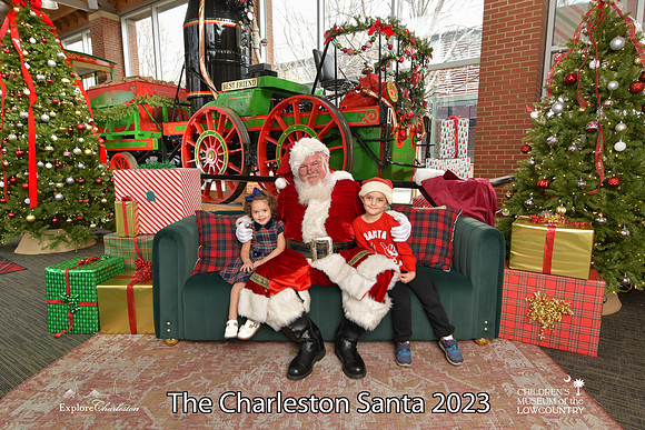 TheCharlestonSanta-12-22-23-3069