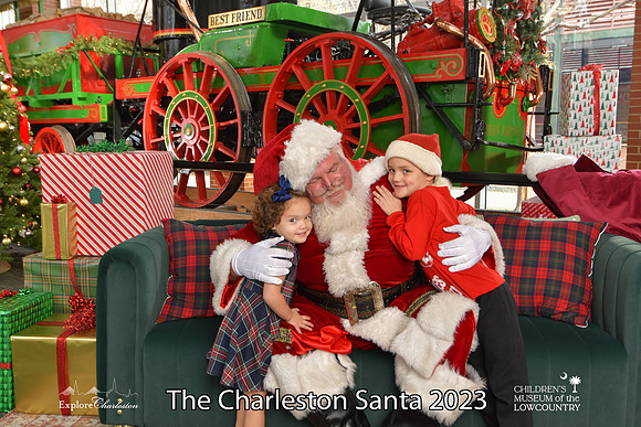 TheCharlestonSanta-12-22-23-3075