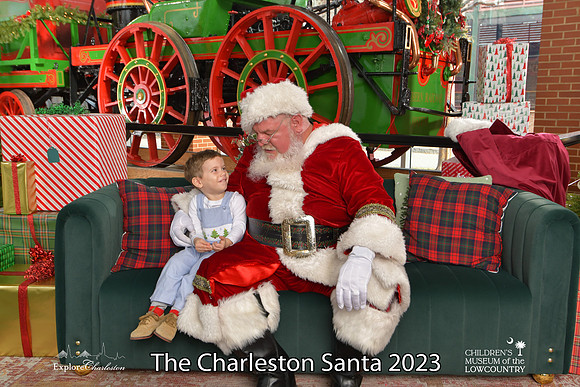 TheCharlestonSanta-12-22-23-3083