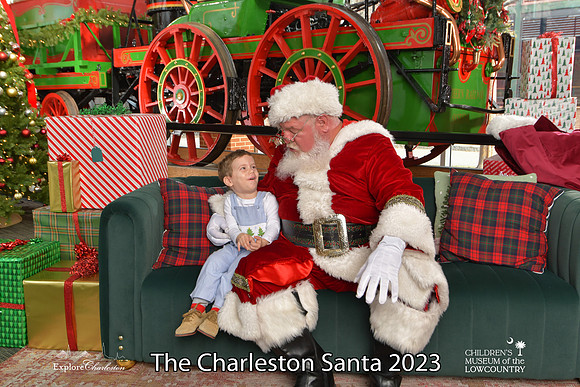 TheCharlestonSanta-12-22-23-3084