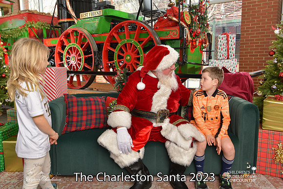 TheCharlestonSanta-12-22-23-3091