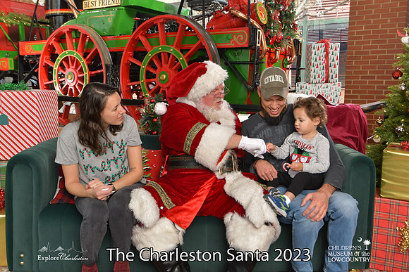 TheCharlestonSanta-12-22-23-3103