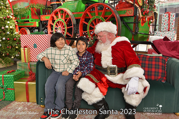 TheCharlestonSanta-12-22-23-3110
