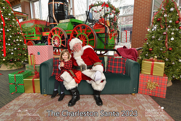 TheCharlestonSanta-12-22-23-3113