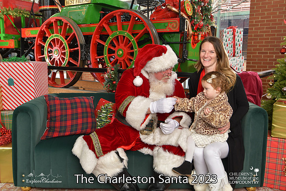 TheCharlestonSanta-12-22-23-3120