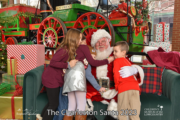TheCharlestonSanta-12-22-23-3135