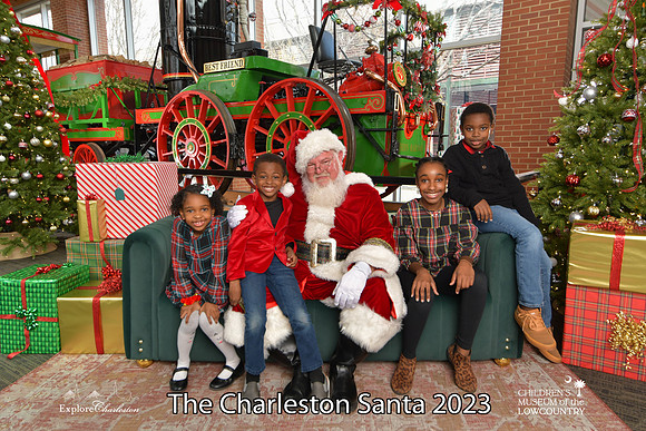 TheCharlestonSanta-12-22-23-3140