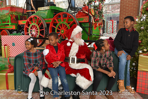 TheCharlestonSanta-12-22-23-3144