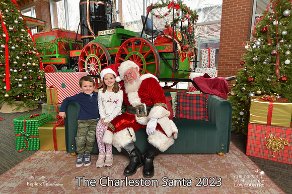 TheCharlestonSanta-12-22-23-3146