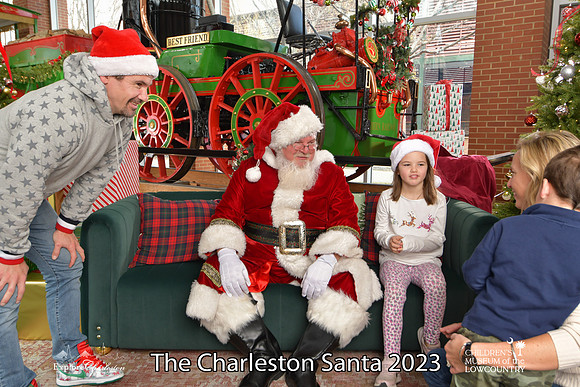 TheCharlestonSanta-12-22-23-3148