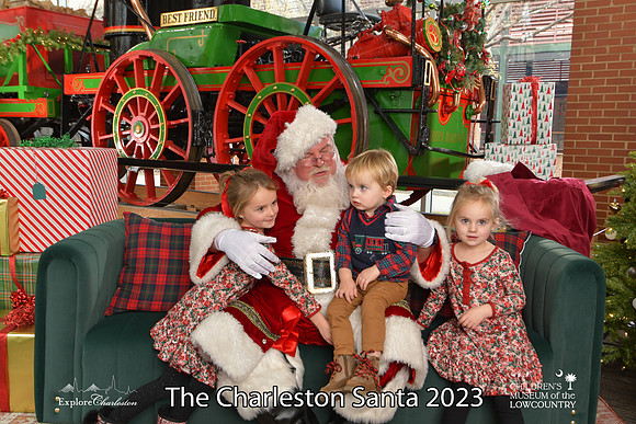 TheCharlestonSanta-12-22-23-3163