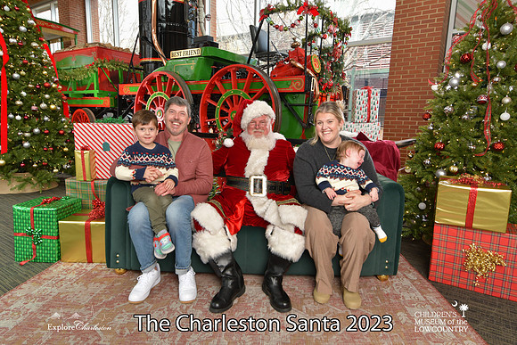 TheCharlestonSanta-12-22-23-3167