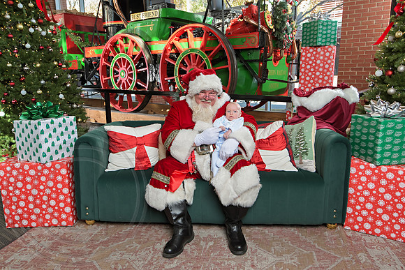 The Charleston Santa 2024-Dec7-1604