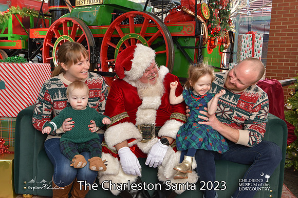 TheCharlestonSanta-12-22-23-3517