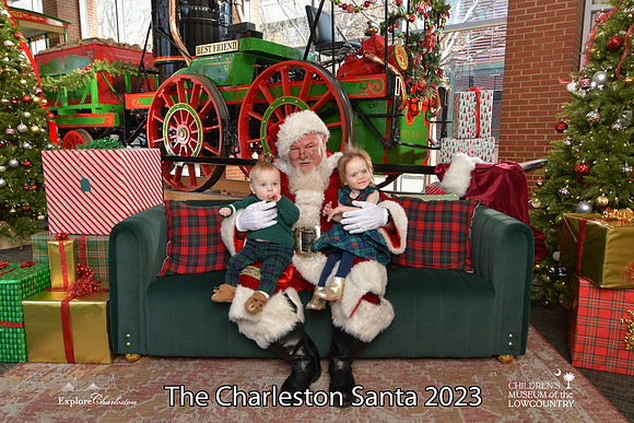 TheCharlestonSanta-12-22-23-3519