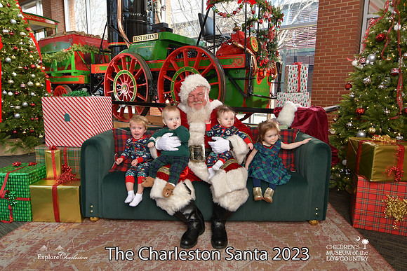 TheCharlestonSanta-12-22-23-3521