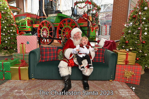 TheCharlestonSanta-12-22-23-3525