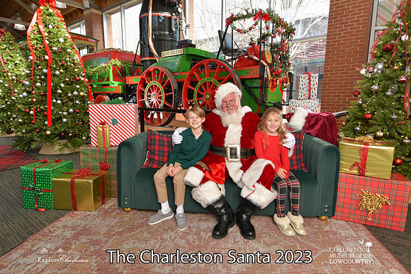 TheCharlestonSanta-12-22-23-3530