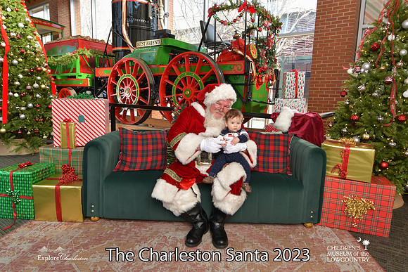 TheCharlestonSanta-12-22-23-3545
