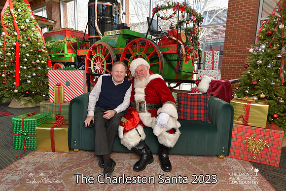 TheCharlestonSanta-12-22-23-3568