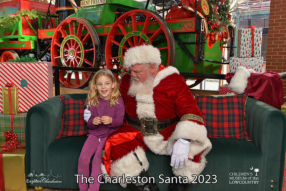 TheCharlestonSanta-12-22-23-3572
