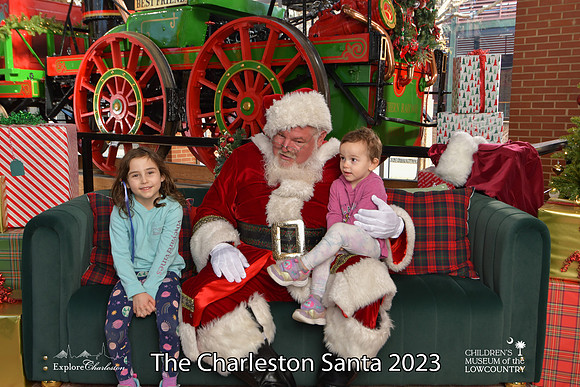 TheCharlestonSanta-12-22-23-3578