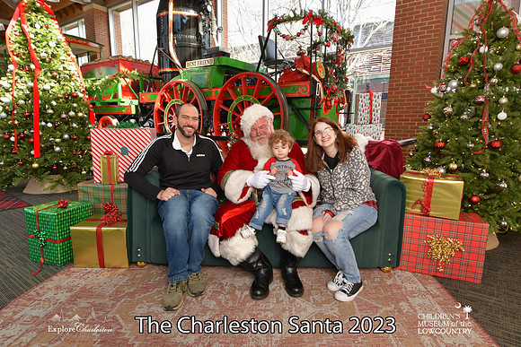 TheCharlestonSanta-12-22-23-3590