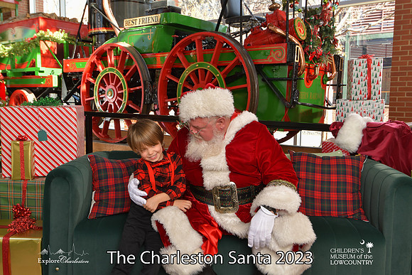 TheCharlestonSanta-12-22-23-3605