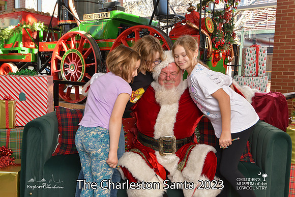 TheCharlestonSanta-12-22-23-3628