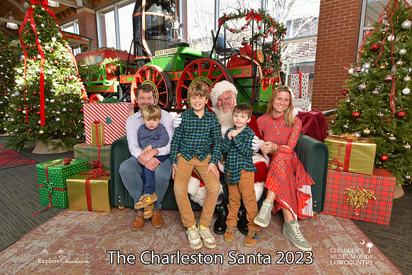 TheCharlestonSanta-12-22-23-3641