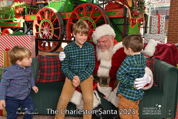 TheCharlestonSanta-12-22-23-3642