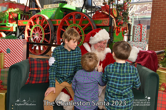 TheCharlestonSanta-12-22-23-3646