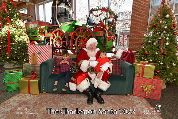 TheCharlestonSanta-12-22-23-3648