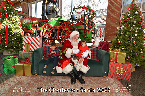 TheCharlestonSanta-12-22-23-3649