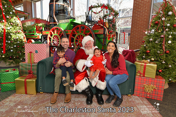 TheCharlestonSanta-12-22-23-3651