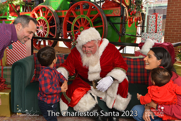 TheCharlestonSanta-12-22-23-3653