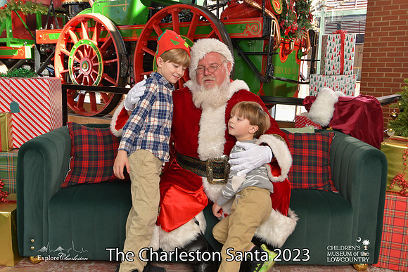 TheCharlestonSanta-12-22-23-3664