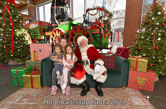 TheCharlestonSanta-12-22-23-3670