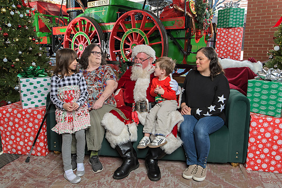 The Charleston Santa 2024-Dec22-4020