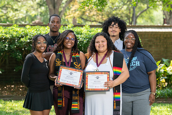 RKPhoto-2024-CofCSpringGraduation-184