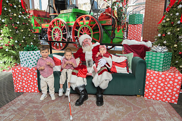 The Charleston Santa 2024-Dec15-3011