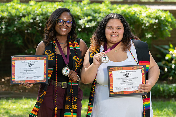 RKPhoto-2024-CofCSpringGraduation-185