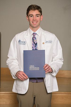 RKPhoto-MUSC-2024-GoldHonorSociety-067