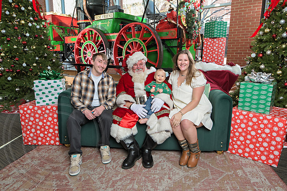 The Charleston Santa 2024-Dec15-3077