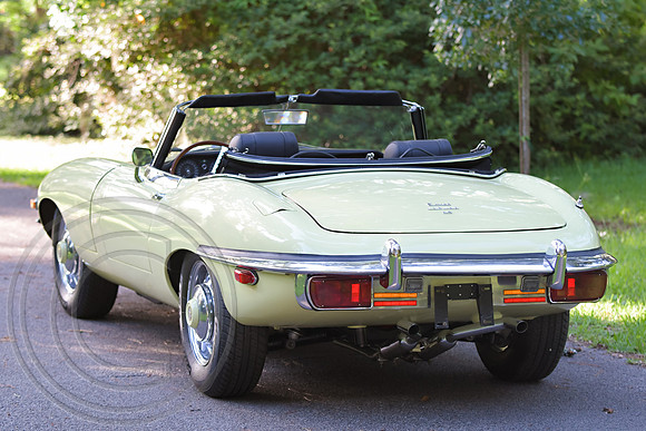 RKPhoto-1969JagXKE-Roadster-050