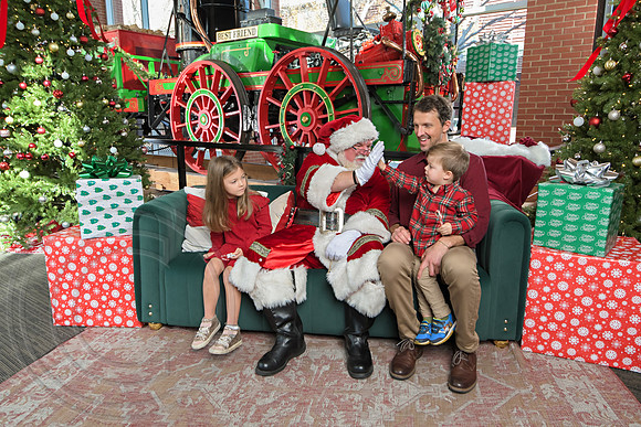 The Charleston Santa 2024-Dec15-3030
